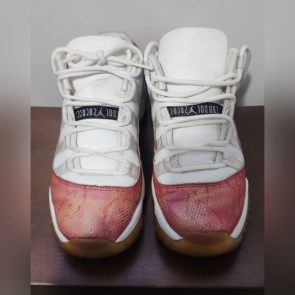 2001 Nike Air Jordan XI Pink Snakeskin - Picture 1 of 10